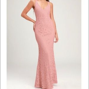 NWT Lulus maxi dress - blush lace